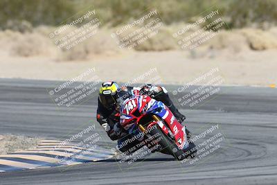 media/Dec-07-2025-CVMA (Sun) [[3e7d2de5dc]]/Race 6-The Shootout/